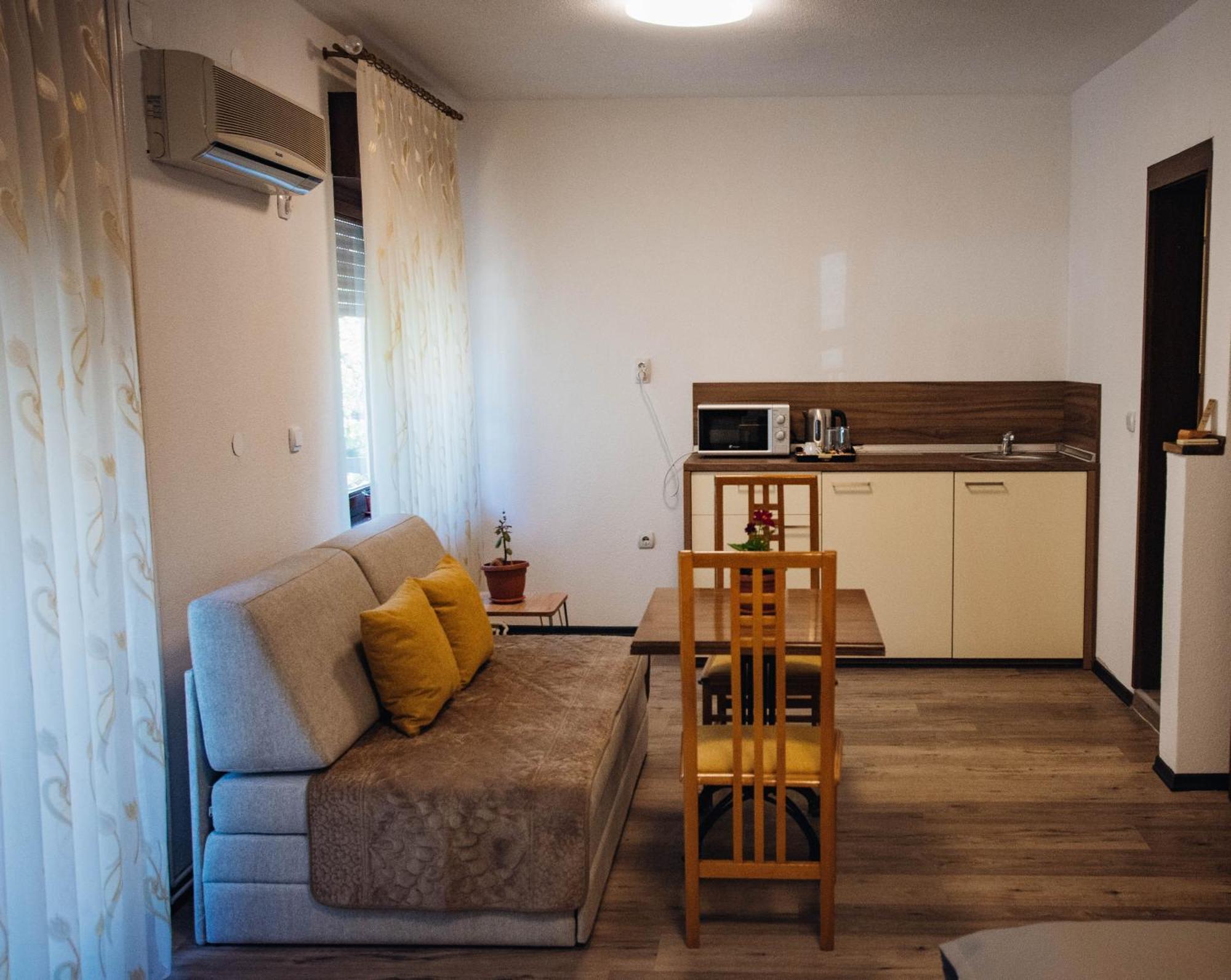 Urban Studio Apartments ستروميكا المظهر الخارجي الصورة